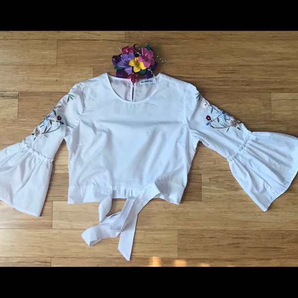 Roommates Brand Embroidered blouse - Picture 3 of 8